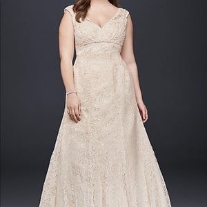 Beaded cap sleeve lace ivory Wedding Gown